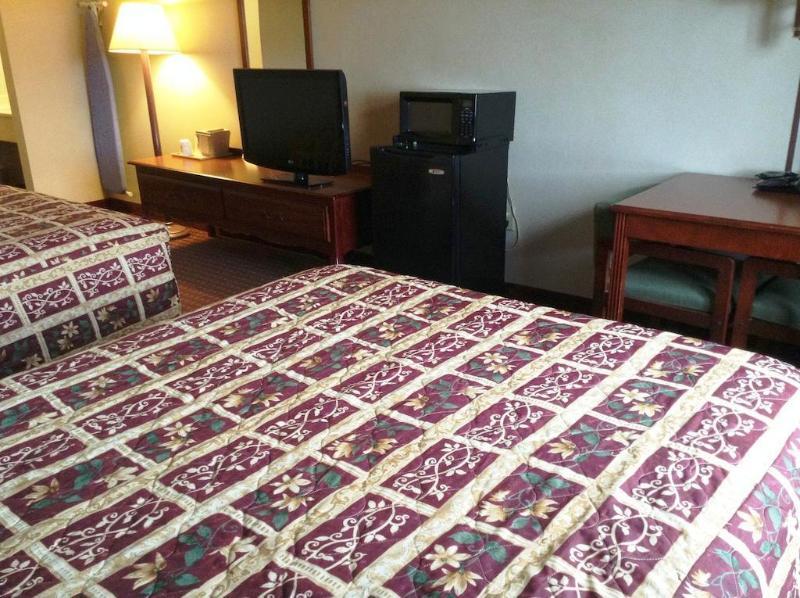 Sawyer Quality Inn מראה חיצוני תמונה
